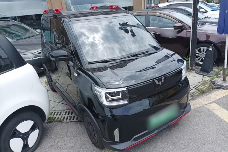 Used Wuling Hongguang MINIEV 2022 GAMEBOY 200km Gaming Edition with Lithium Iron Phosphate Front Right 45 Deg