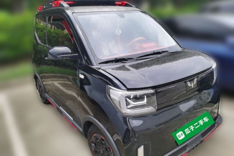 Used Wuling Hongguang MINIEV 2022 GAMEBOY 300km Enthusiast Model with Lithium Iron Phosphate Front Right 45 Deg