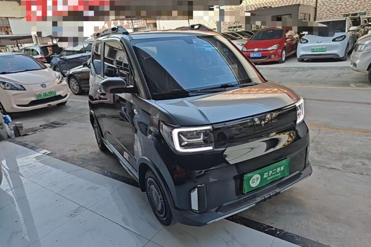 Used Wuling Hongguang MINIEV 2022 GAMEBOY 300km Enthusiast Model with Lithium Iron Phosphate Front Right 45 Deg