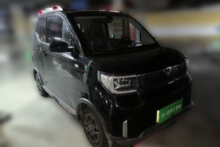 Used Wuling Hongguang MINIEV 2022 GAMEBOY 200km Gaming Edition with Lithium Iron Phosphate Front Right 45 Deg
