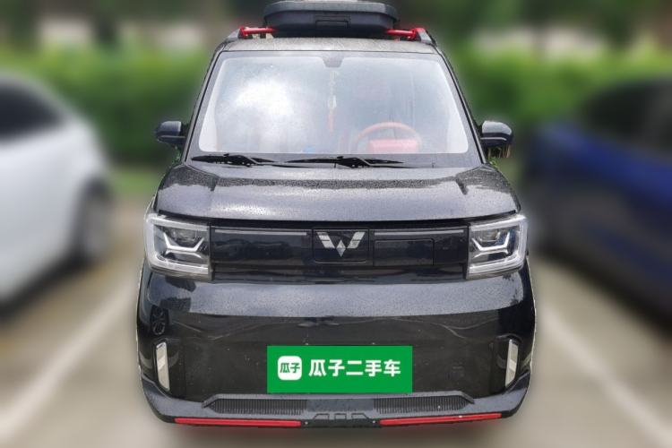Used Wuling Hongguang MINIEV 2022 GAMEBOY 300km Enthusiast Model with Lithium Iron Phosphate Front