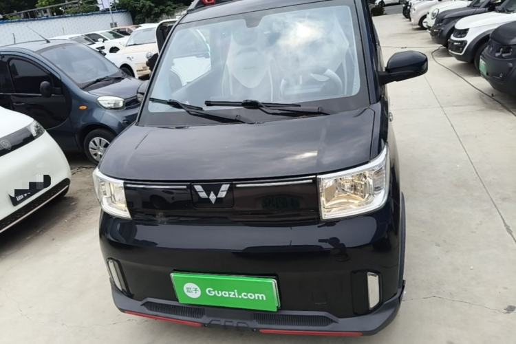 Used Wuling Hongguang MINIEV 2022 GAMEBOY 200km Play Edition with Lithium Iron Phosphate Front