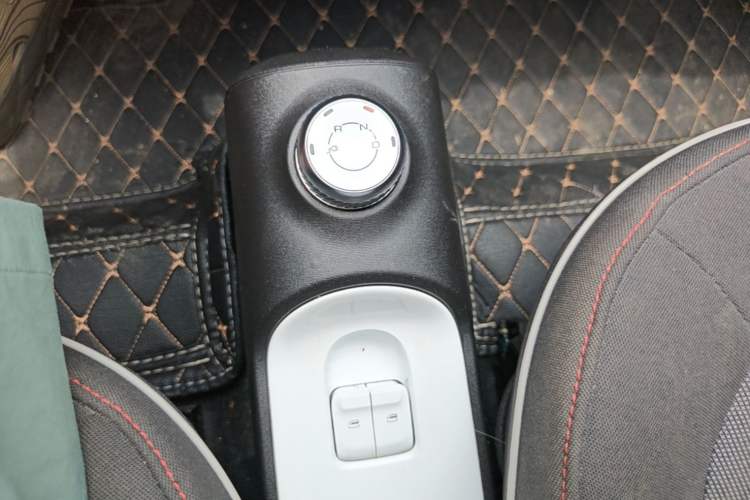 Used Wuling Hongguang MINIEV 2022 GAMEBOY 300km Play Edition Lithium Iron Phosphate Gear Lever