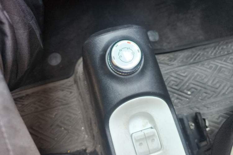 Used Wuling Hongguang MINIEV 2022 GAMEBOY 300km Play Edition Lithium Iron Phosphate Gear Lever