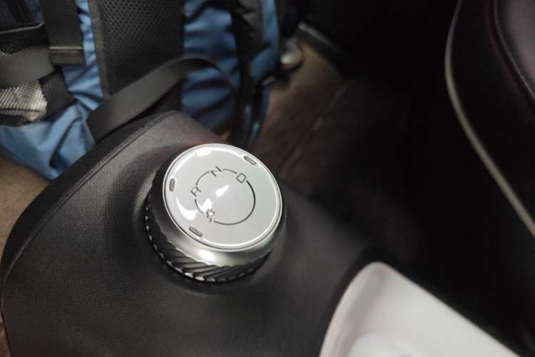 Used Wuling Hongguang MINIEV 2022 GAMEBOY 200km Gaming Edition with Lithium Iron Phosphate Gear Lever