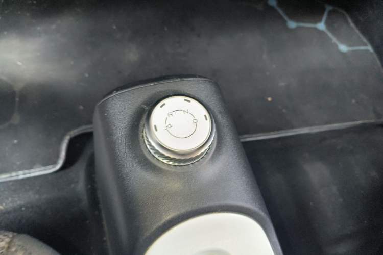 Used Wuling Hongguang MINIEV 2022 GAMEBOY 300km Play Edition Lithium Iron Phosphate Gear Lever
