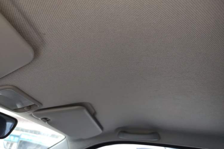 Used Wuling Hongguang MINIEV 2022 GAMEBOY 300km Enthusiast Model with Lithium Iron Phosphate Headliner
