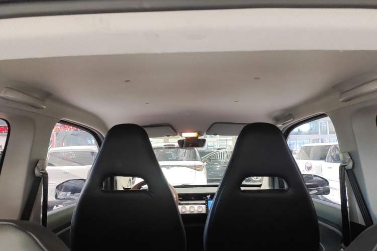 Used Wuling Hongguang MINIEV 2022 GAMEBOY 200km Gaming Edition with Lithium Iron Phosphate Headliner