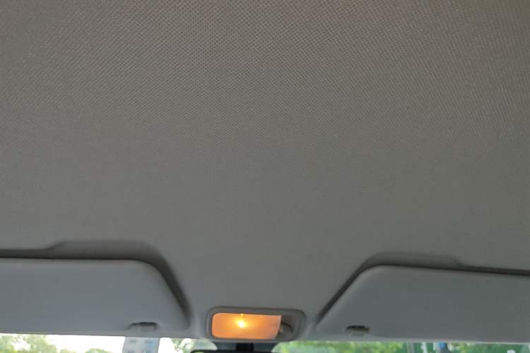 Used Wuling Hongguang MINIEV 2022 GAMEBOY 300km Enthusiast Model with Lithium Iron Phosphate Headliner
