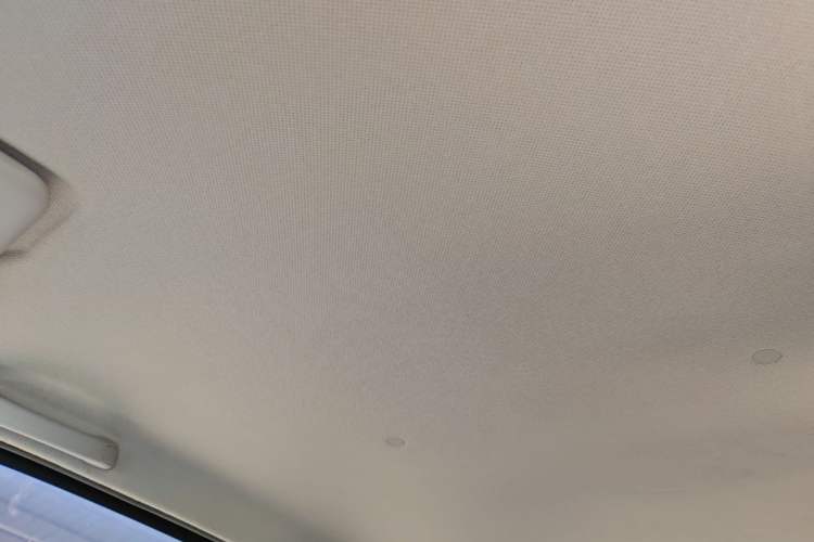 Used Wuling Hongguang MINIEV 2022 GAMEBOY 200km Gaming Edition with Lithium Iron Phosphate Headliner