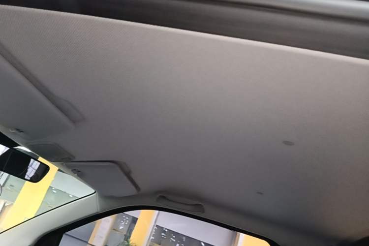 Used Wuling Hongguang MINIEV 2022 GAMEBOY 300km Enthusiast Model with Lithium Iron Phosphate Headliner