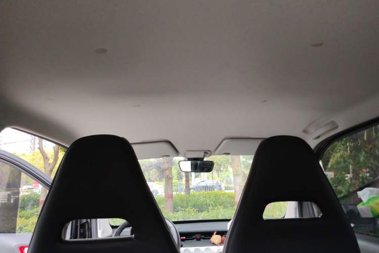 Used Wuling Hongguang MINIEV 2022 GAMEBOY 200km Gaming Edition with Lithium Iron Phosphate Headliner