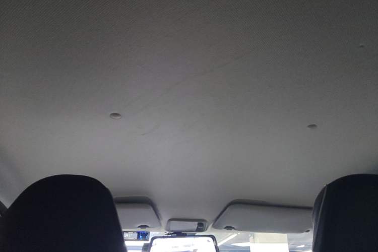 Used Wuling Hongguang MINIEV 2022 GAMEBOY 300km Enthusiast Model with Lithium Iron Phosphate Headliner