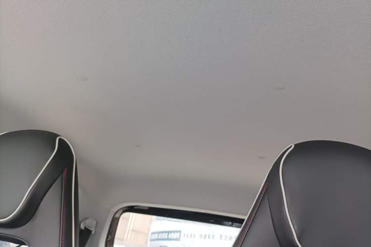 Used Wuling Hongguang MINIEV 2022 GAMEBOY 200km Gaming Edition with Lithium Iron Phosphate Headliner