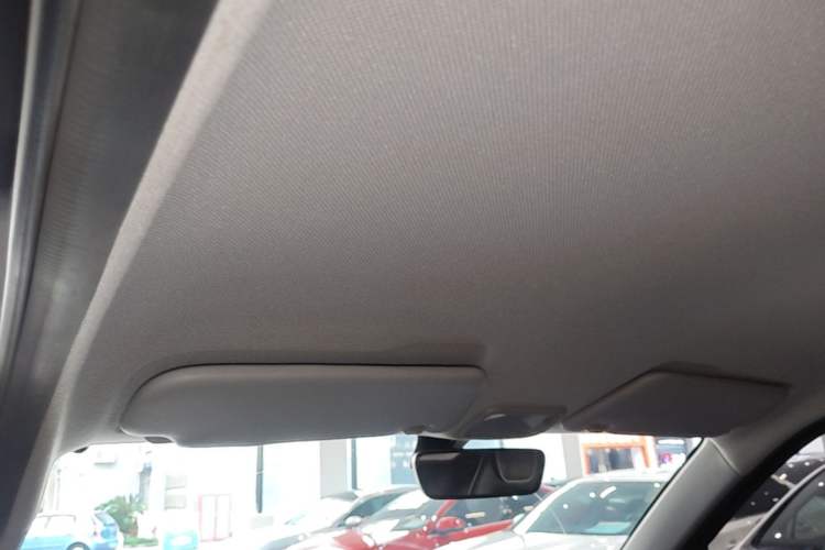 Used Wuling Hongguang MINIEV 2022 GAMEBOY 200km Gaming Edition with Lithium Iron Phosphate Headliner