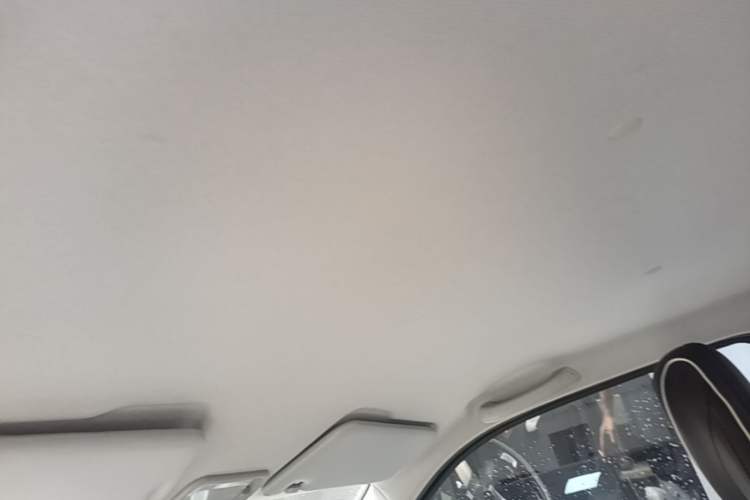 Used Wuling Hongguang MINIEV 2022 GAMEBOY 200km Gaming Edition with Lithium Iron Phosphate Headliner