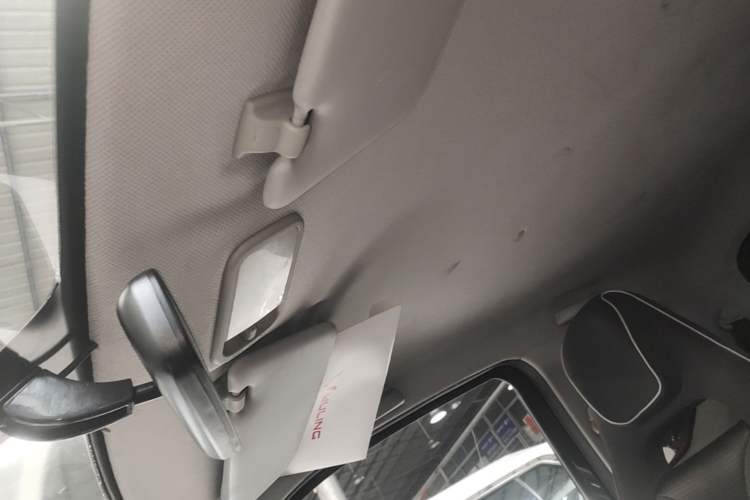 Used Wuling Hongguang MINIEV 2022 GAMEBOY 300km Play Edition Lithium Iron Phosphate Headliner