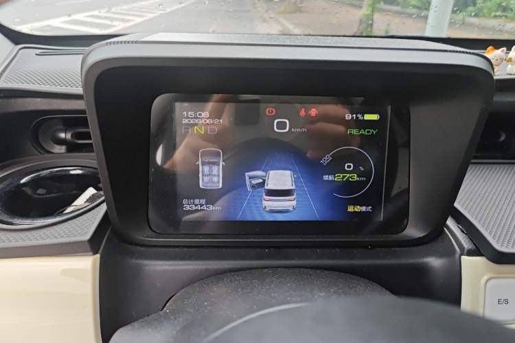 Used Wuling Hongguang MINIEV 2022 GAMEBOY 300km Enthusiast Model with Lithium Iron Phosphate Instrument Cluster