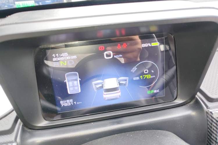 Used Wuling Hongguang MINIEV 2022 GAMEBOY 200km Play Edition with Lithium Iron Phosphate Instrument Cluster