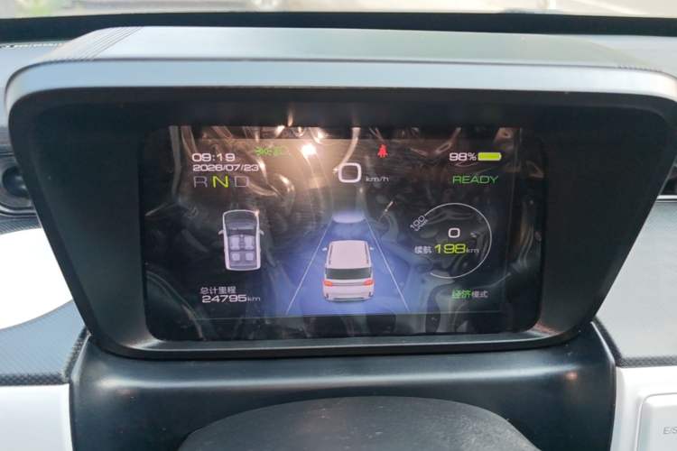 Used Wuling Hongguang MINIEV 2022 GAMEBOY 200km Gaming Edition with Lithium Iron Phosphate Instrument Cluster