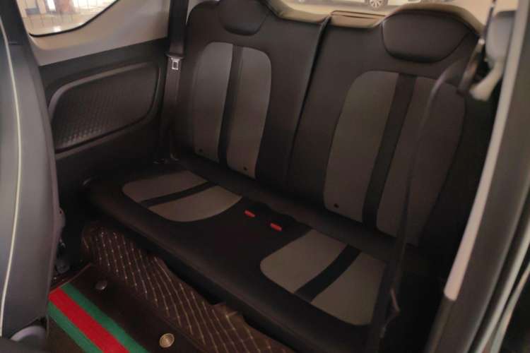 Used Wuling Hongguang MINIEV 2022 GAMEBOY 200km Gaming Edition with Lithium Iron Phosphate Interior 1