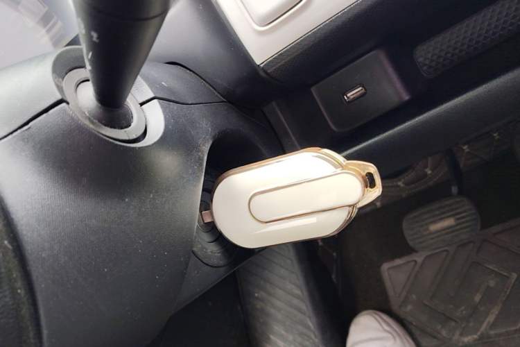 Used Wuling Hongguang MINIEV 2022 GAMEBOY 200km Gaming Edition with Lithium Iron Phosphate Interior 1