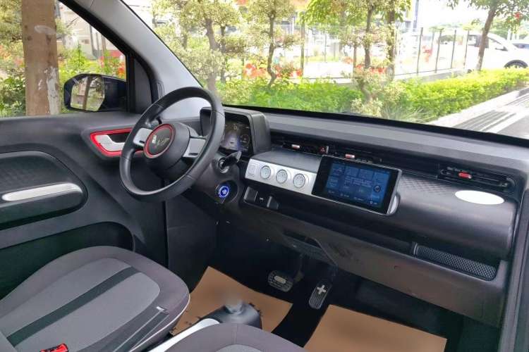 Used Wuling Hongguang MINIEV 2022 GAMEBOY 200km Play Edition with Lithium Iron Phosphate Interior 2