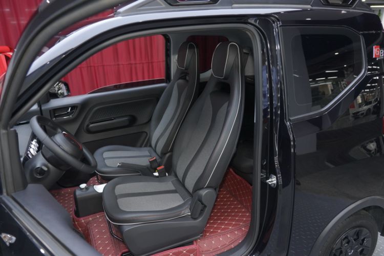 Used Wuling Hongguang MINIEV 2022 GAMEBOY 200km Gaming Edition with Lithium Iron Phosphate Interior 3