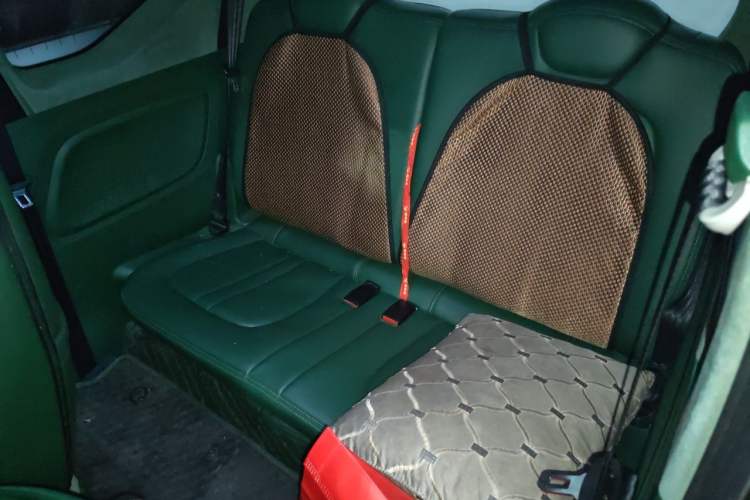 Used Wuling Hongguang MINIEV 2022 GAMEBOY 200km Play Edition with Lithium Iron Phosphate Interior 4