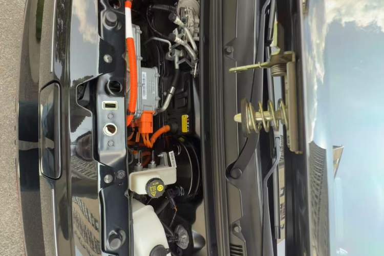 Used Wuling Hongguang MINIEV 2022 GAMEBOY 300km Enthusiast Model with Lithium Iron Phosphate Interior 8