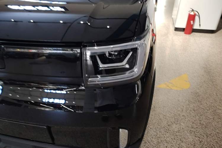 Used Wuling Hongguang MINIEV 2022 GAMEBOY 300km Enthusiast Model with Lithium Iron Phosphate Left Front Headlight