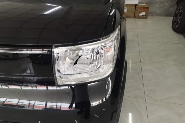 Used Wuling Hongguang MINIEV 2022 GAMEBOY 200km Play Edition with Lithium Iron Phosphate Left Front Headlight