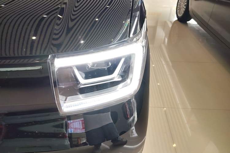 Used Wuling Hongguang MINIEV 2022 GAMEBOY 200km Gaming Edition with Lithium Iron Phosphate Left Front Headlight