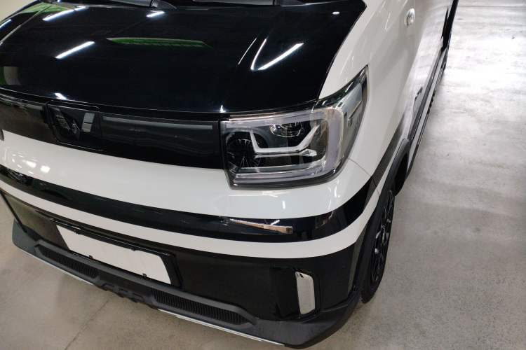 Used Wuling Hongguang MINIEV 2022 GAMEBOY 300km Enthusiast Model with Lithium Iron Phosphate Left Front Headlight