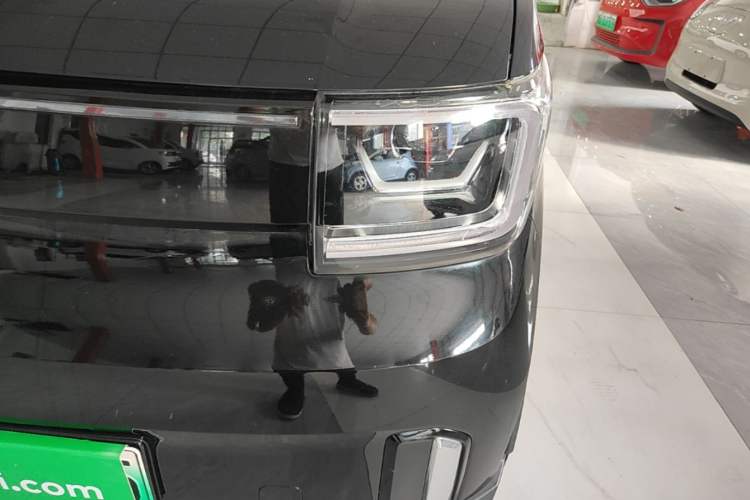Used Wuling Hongguang MINIEV 2022 GAMEBOY 200km Gaming Edition with Lithium Iron Phosphate Left Front Headlight