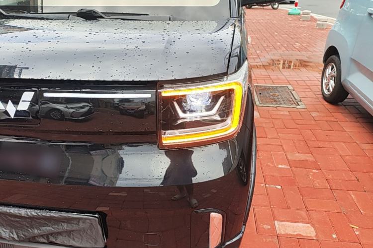 Used Wuling Hongguang MINIEV 2022 GAMEBOY 200km Gaming Edition with Lithium Iron Phosphate Left Front Headlight