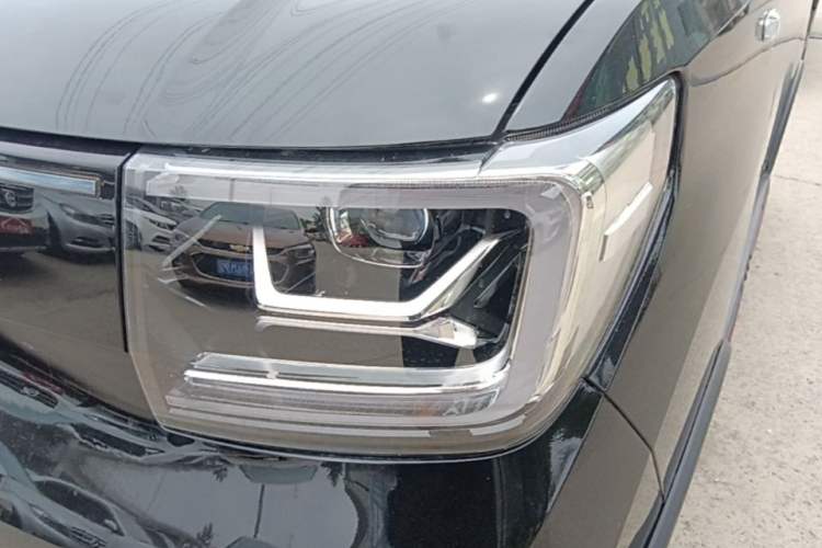 Used Wuling Hongguang MINIEV 2022 GAMEBOY 200km Gaming Edition with Lithium Iron Phosphate Left Front Headlight