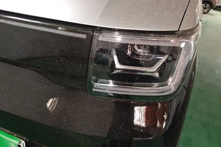 Used Wuling Hongguang MINIEV 2022 GAMEBOY 200km Gaming Edition with Lithium Iron Phosphate Left Front Headlight