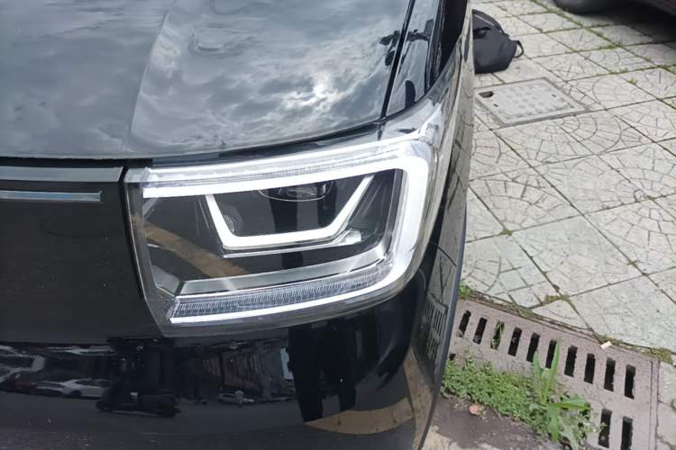 Used Wuling Hongguang MINIEV 2022 GAMEBOY 200km Gaming Edition with Lithium Iron Phosphate Left Front Headlight