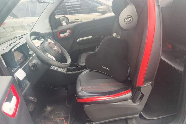 Used Wuling Hongguang MINIEV 2022 GAMEBOY 300km Enthusiast Model with Lithium Iron Phosphate Left Front Seat