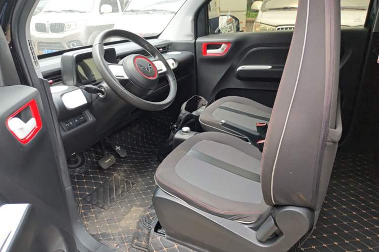 Used Wuling Hongguang MINIEV 2022 GAMEBOY 300km Play Edition Lithium Iron Phosphate Left Front Seat