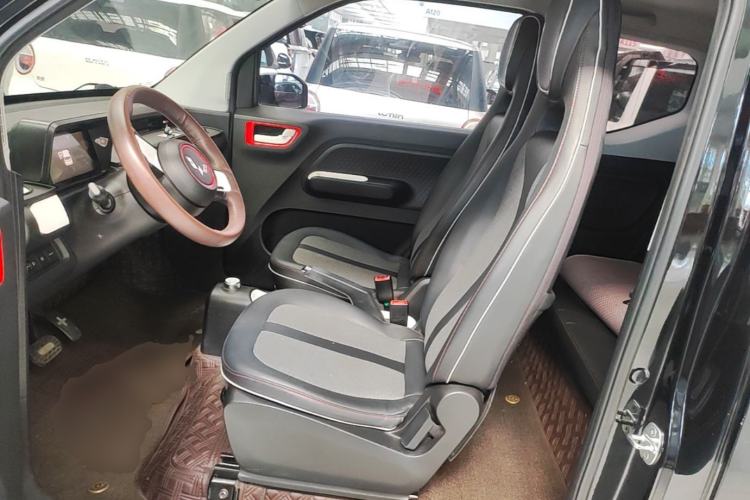Used Wuling Hongguang MINIEV 2022 GAMEBOY 200km Gaming Edition with Lithium Iron Phosphate Left Front Seat