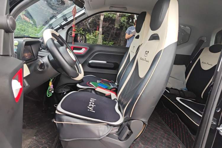 Used Wuling Hongguang MINIEV 2022 GAMEBOY 300km Enthusiast Model with Lithium Iron Phosphate Left Front Seat