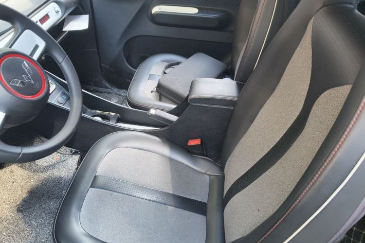 Used Wuling Hongguang MINIEV 2022 GAMEBOY 300km Enthusiast Model with Lithium Iron Phosphate Left Front Seat
