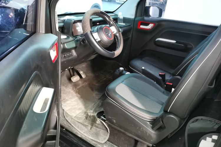 Used Wuling Hongguang MINIEV 2022 GAMEBOY 300km Enthusiast Model with Lithium Iron Phosphate Left Front Seat
