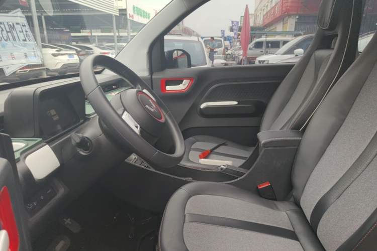 Used Wuling Hongguang MINIEV 2022 GAMEBOY 200km Gaming Edition with Lithium Iron Phosphate Left Front Seat
