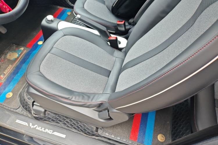 Used Wuling Hongguang MINIEV 2022 GAMEBOY 200km Gaming Edition with Lithium Iron Phosphate Left Front Seat