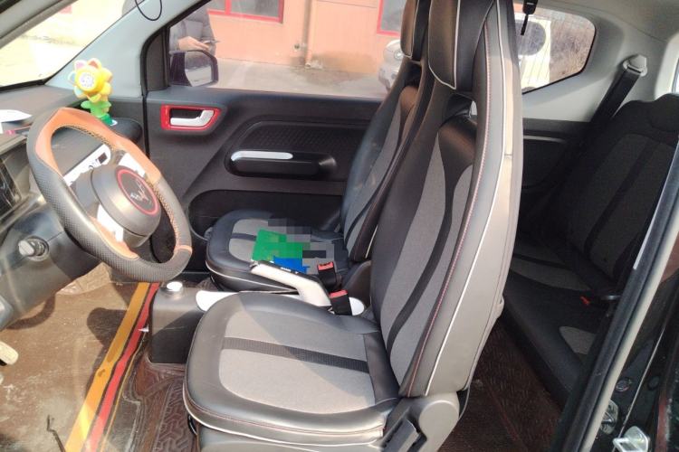 Used Wuling Hongguang MINIEV 2022 GAMEBOY 200km Gaming Edition with Lithium Iron Phosphate Left Front Seat