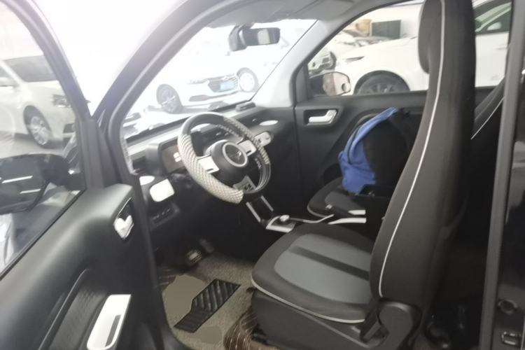 Used Wuling Hongguang MINIEV 2022 GAMEBOY 200km Play Edition with Lithium Iron Phosphate Left Front Seat