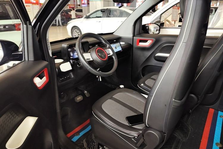 Used Wuling Hongguang MINIEV 2022 GAMEBOY 200km Gaming Edition with Lithium Iron Phosphate Left Front Seat